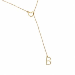 Colar gravatinha com letra e coração