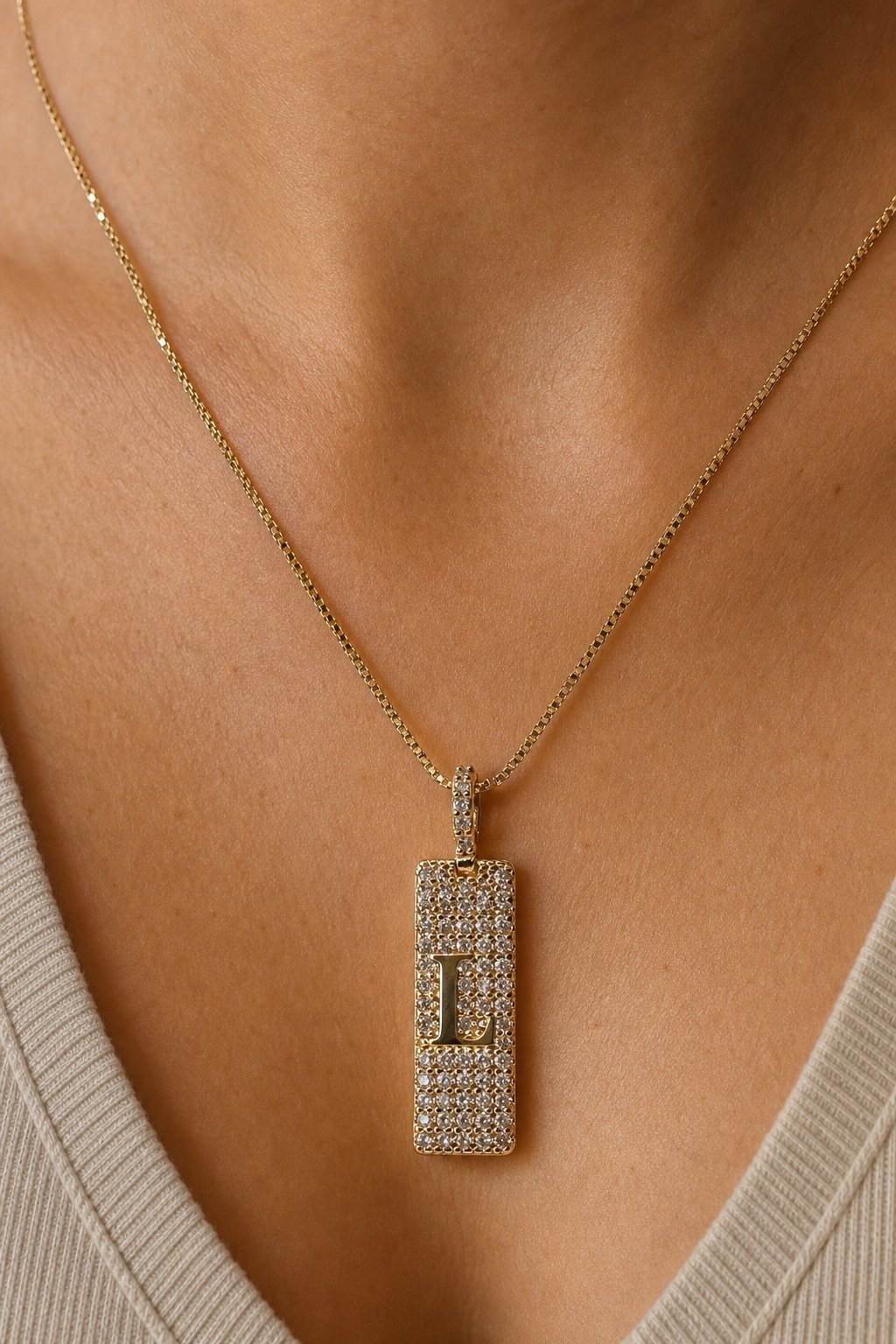 Colar de letra liso e placa com zircônia - Imagem 2